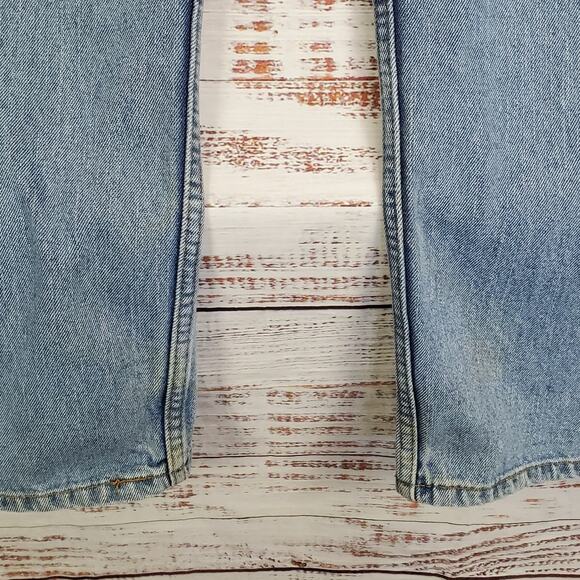 Levi's Men's 505 Jeans Size 40X28 Light Wash Regular Fit Rugged Gorpcore Outdoor - Picture 8 of 12